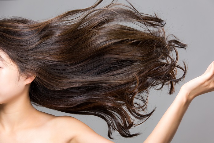 白髪・パサつき・薄毛…40代女性の髪悩みにおすすめのヘアケアアイテム4選