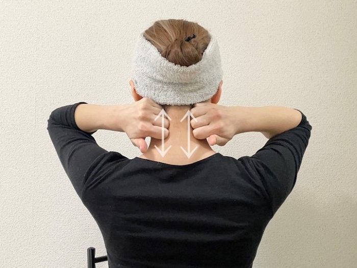 肩、首、頭皮の簡単マッサージ法2